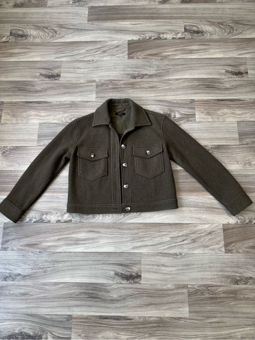 Quince 100% Merino Wool Cropped Shirt Jacket in Olive Green Size Extra Small